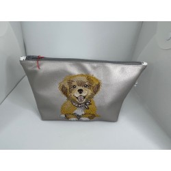 Pochette chien couché